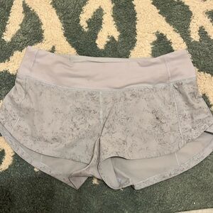 Lululemon Speed Up Shorts - Size 4 - 2.5 inch length - Low Rise - Pastel Blue